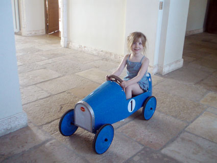 Annie Finds a Play Car