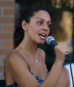 Singer from Sambacana