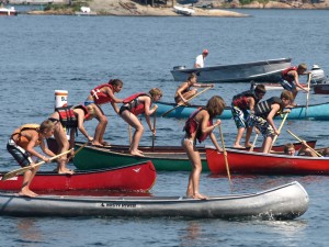 Canoe Gunwaling Race