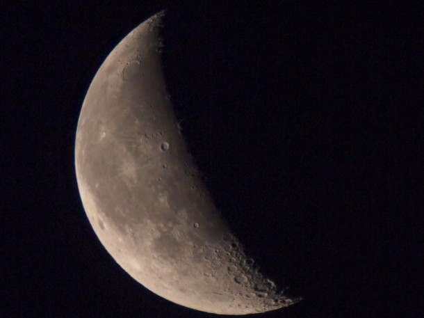 Half-Moon Shot Using the Bigma Lens