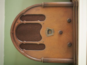 Crosley Wooden Cathedral Radio