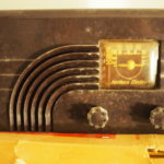 Northern Electric ”Rainbow” Model 5000 (Brown, Bakelite) – Front